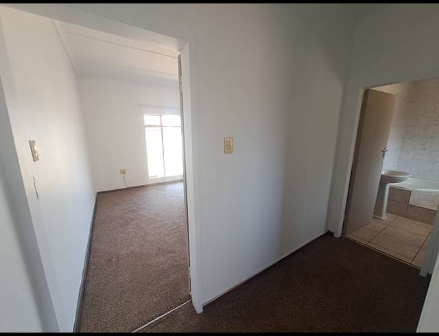 4 BEDROOM HOUSE TO LET IN DUNCANVILLE